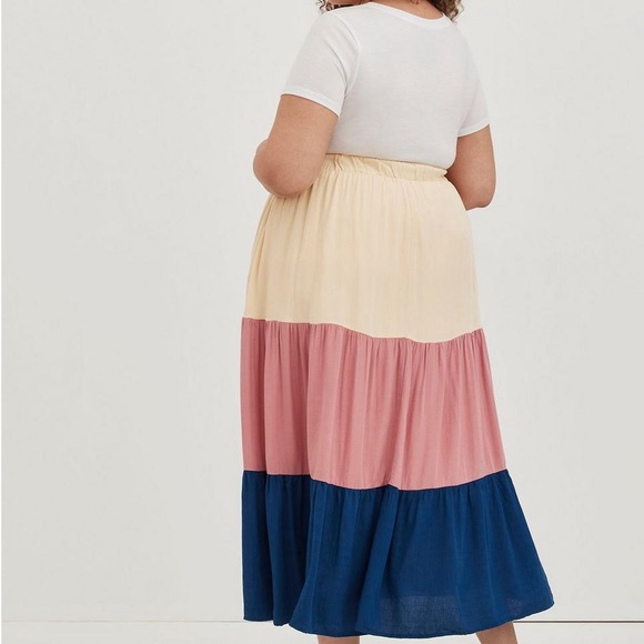 Plus Size Clothes - Picture 7 of 12